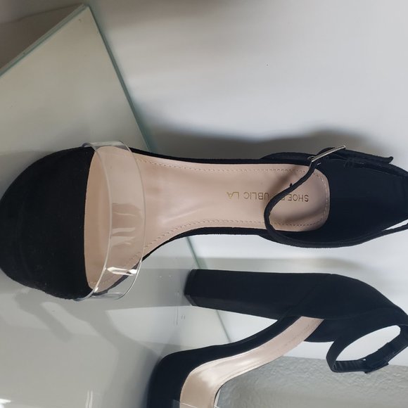 Black strap high heel - Picture 3 of 5